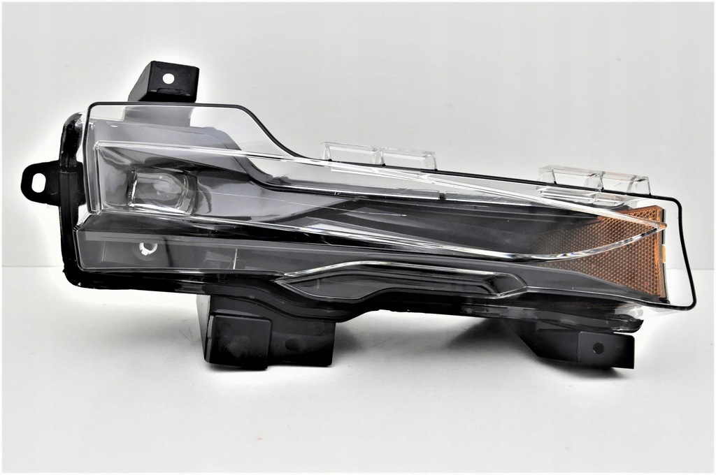 фото №2, Tesla model 3 od 2017- nowe противотуманные фары led комплект