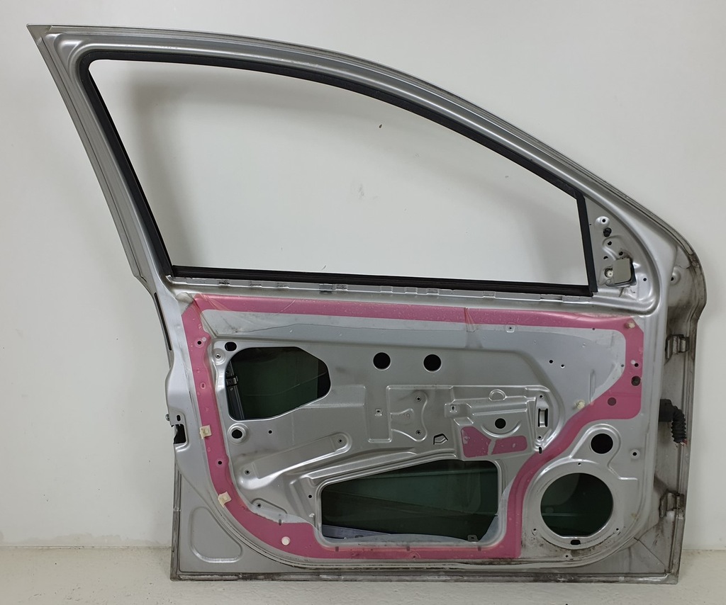фото №6, Дверь левый перед 157 opel astra iii h