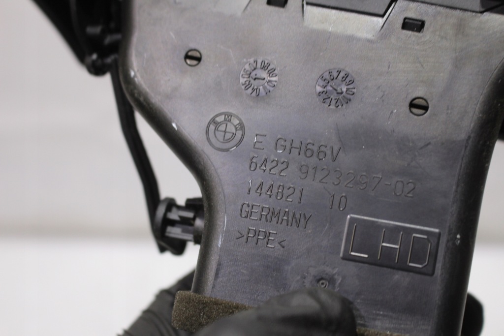 фото №2, Решітка обдув bmw e91 320d