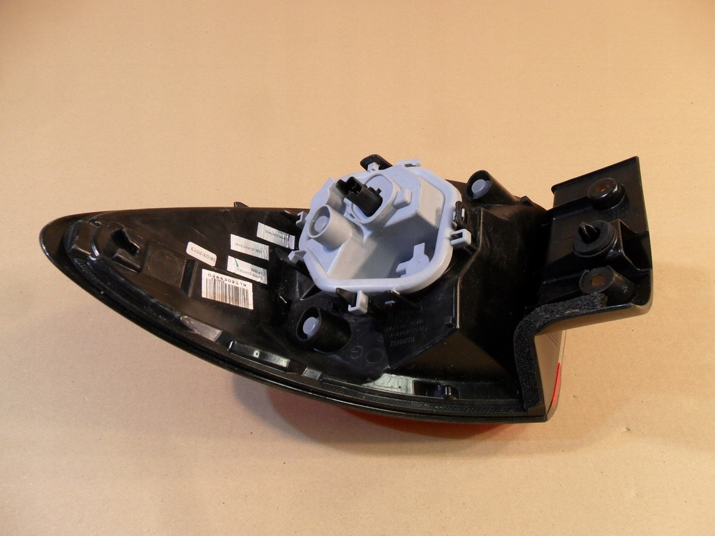 фото №14, Лампа левая задняя renault captur 265558548r