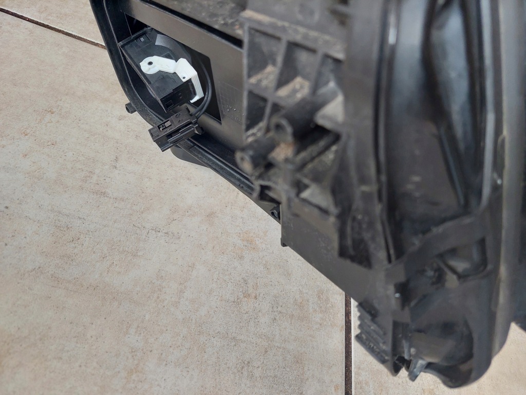 Фара ліва - full led - multibeam led - mercedes s klasa w222 - рестайлінг Зі Шроту