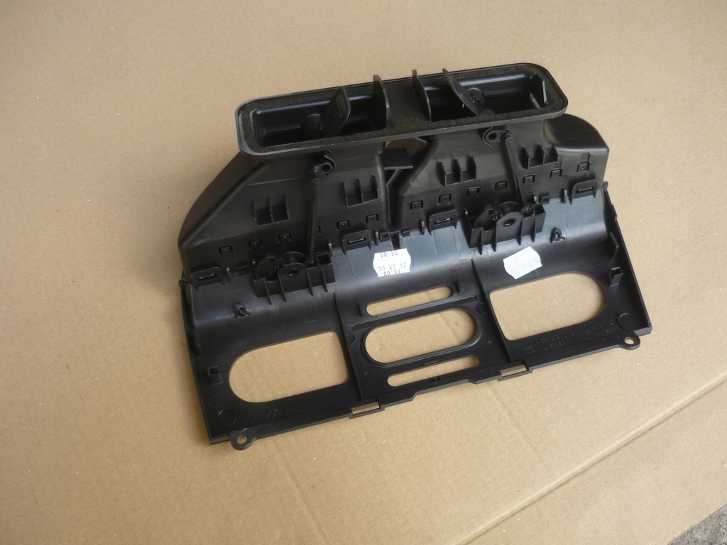 фото №12, Ґрати обдув середній seat altea toledo iii 5p1819110g ładne справні