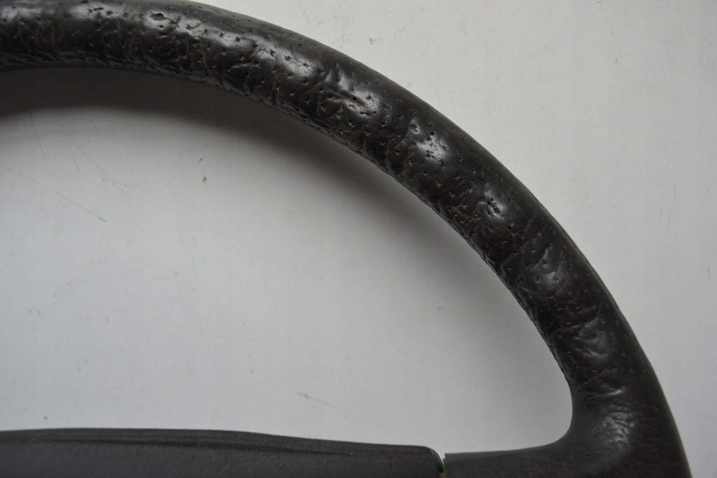 фото №14, Mercedes w116 w115 w123 r107 воздуховод колесо поворот.