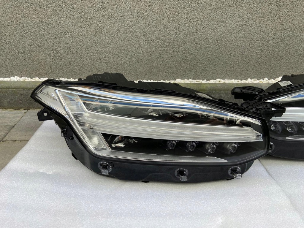фото №5, Лампы volvo xc90 full led mid led 2021 левая правая