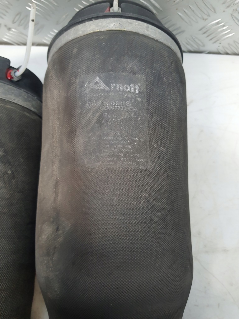 Пневмоподушка подушка амортизатор подвеска задний  mercedes r w251 2513200425 Цена