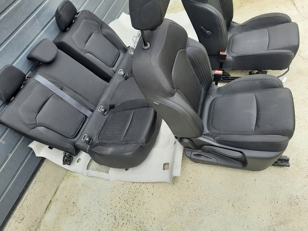 фото №5, Renault megane iv сидіння заднє сидіння кріплення заскочки болти kpl.