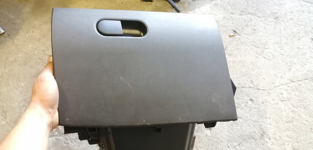 фото №1, Alfa romeo giulietta бардачок