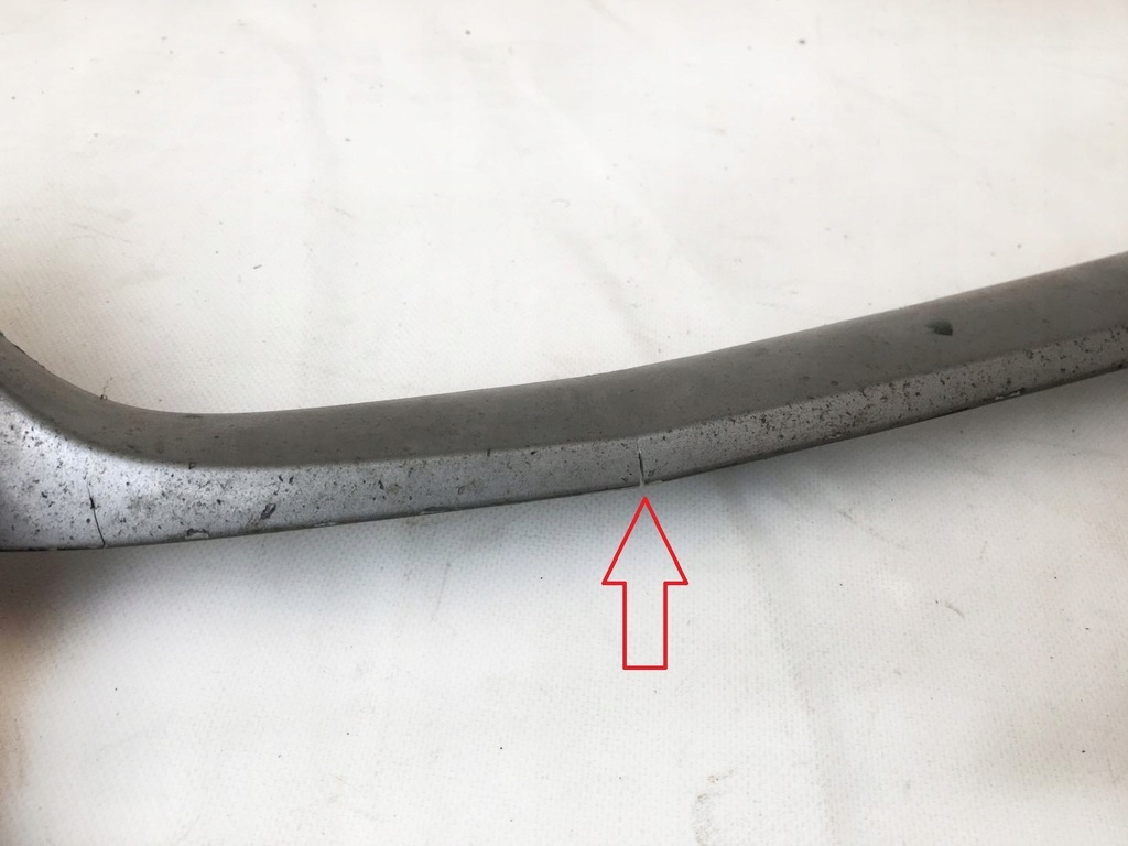 фото №7, Toyota venza 12-16 молдинг решітка радіатора бампера