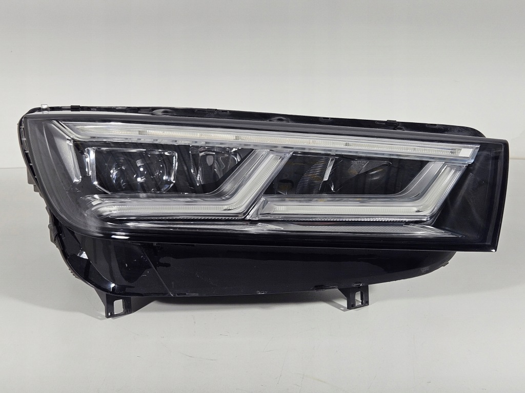 Купити Фара правий перед передня audi q5 2 80a full led cala європа