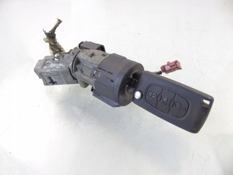 фото №1, Замок зажигания с ключ citroen c6 pilot