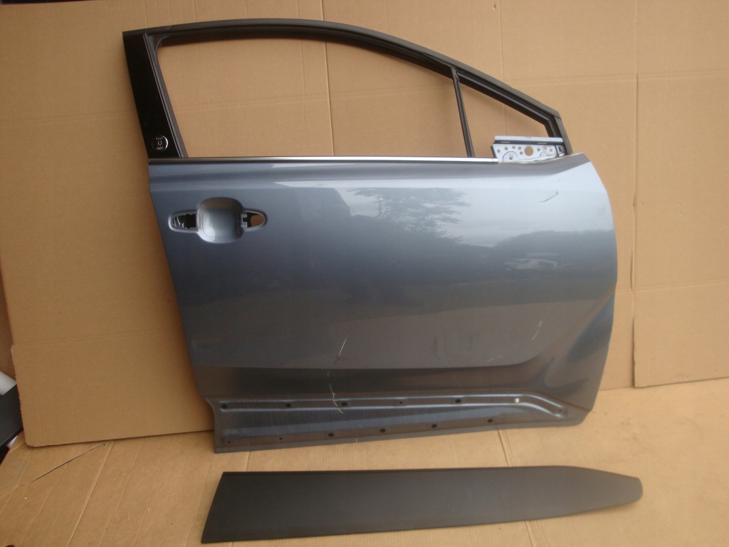 фото №1, Toyota chr двері передні праве