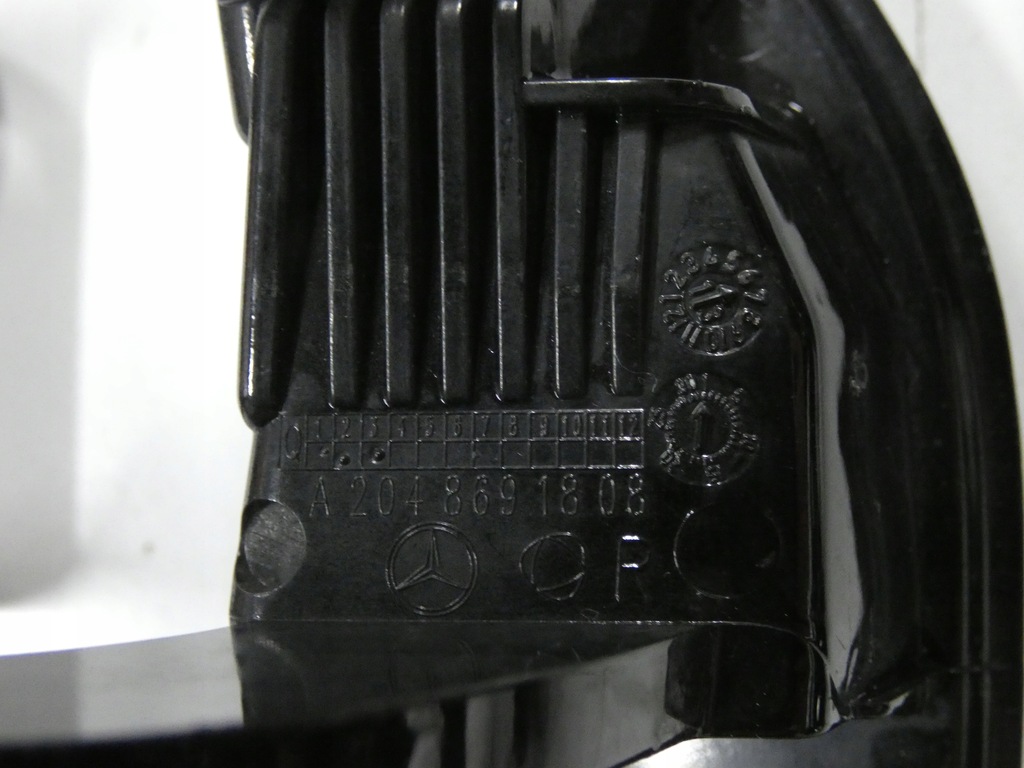 фото №12, Заглушка бампера, захист розпилювача mercedes glk w-204 lift права i ліва