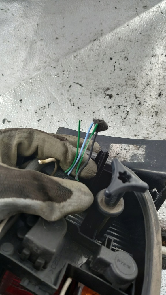 фото №4, Лампа ліва задня renault laguna 1.6b ii 01r