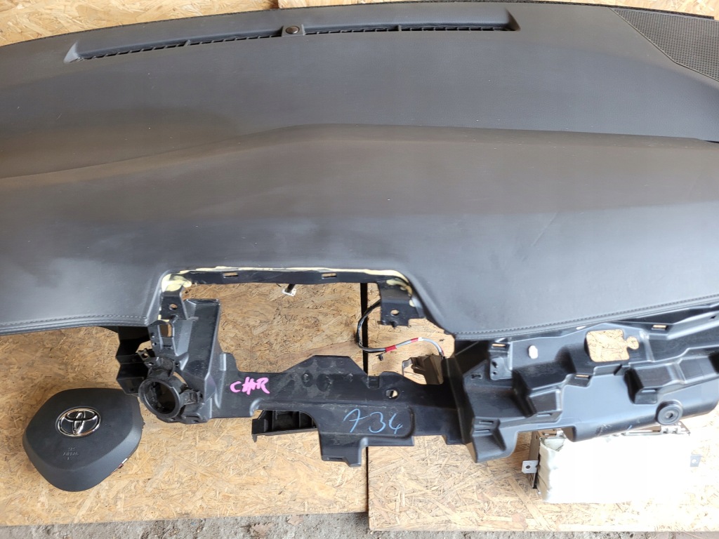 фото №3, Приборная панель приборная консоль подушки безопасности ремни коленная подушка безопасности toyota chr ch-r