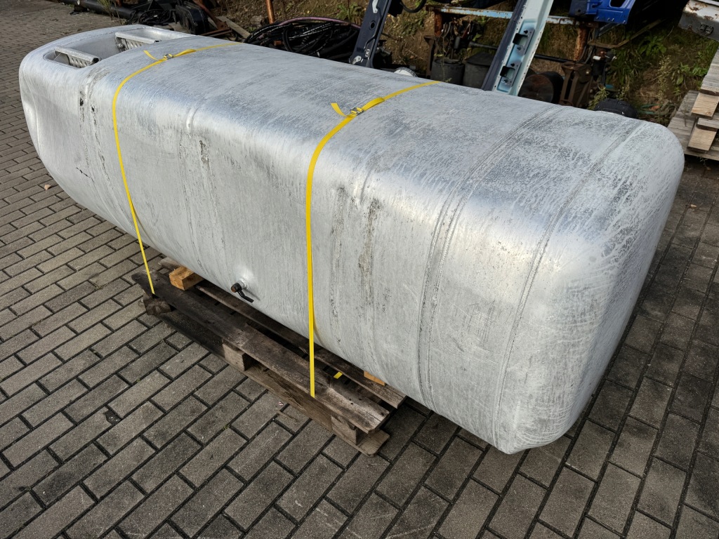Бак пального adblue 880l mercedes actros mp 4 Зі Шроту