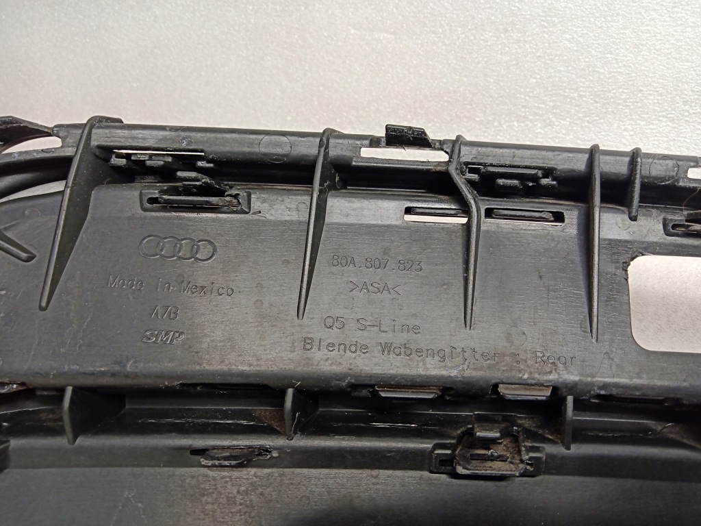 Спойлер диффузор бампера задний  audi q5 80a s-line 80a807823 Киев