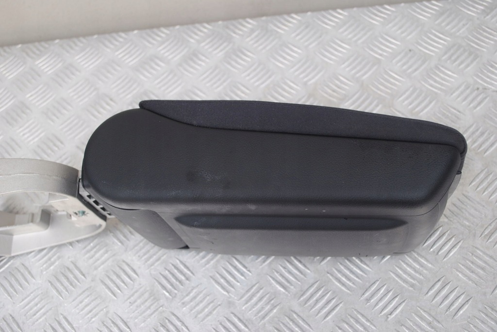 фото №6, Підлокітник тканинний soul audi a6 c6