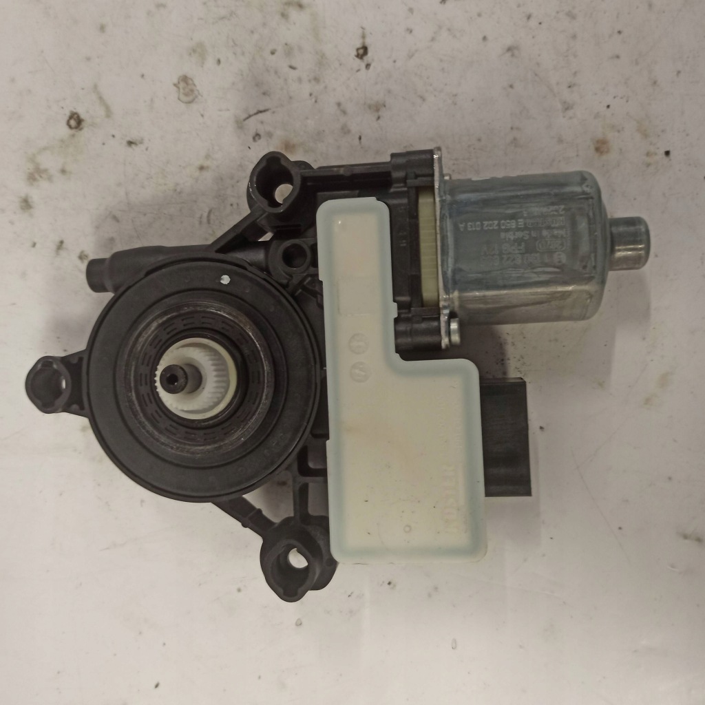 фото №13, Skoda fabia iii lift моторчик стекло левый задняя 5q0959407d