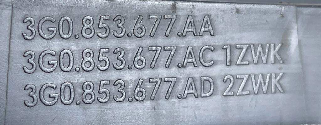 фото №12, Vw passat b8 lift 2020 - usa решётка средняя бампера перед 3g0853677aa