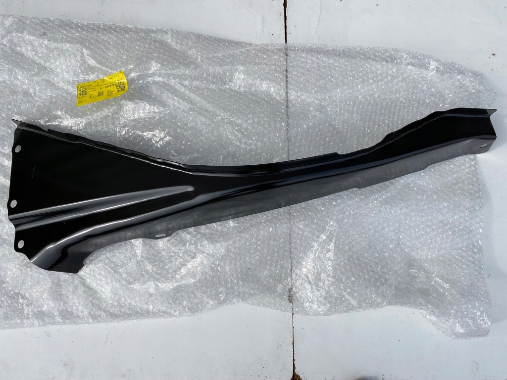 фото №1, 1073755-s0-f обшивка ліва tesla 3 iii