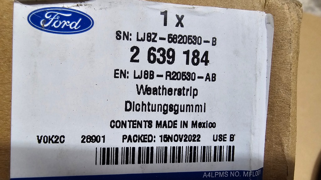 фото №6, Прокладка двері права p+t ford mustang mach-e lj8b-r20530-ab lj8b-r25324-ab