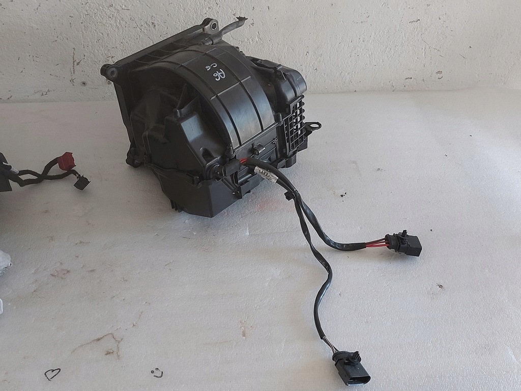 фото №8, Audi a6 c6 отопитель 4f0820351ag