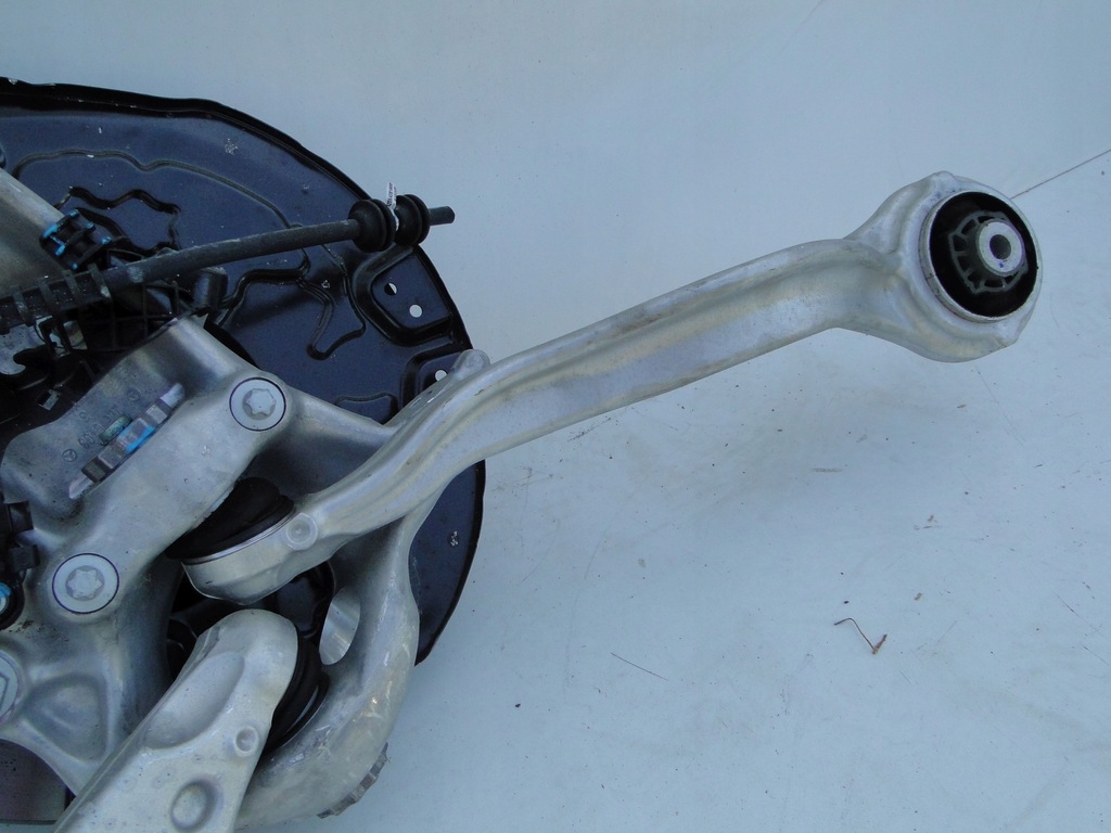 фото №7, Mercedes c klasa 206 w206 поворотный кулак лапа подвеска левая левая