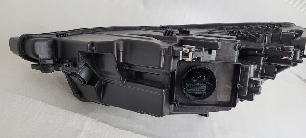 фото №14, Лампа права перед audi q8 e-tron 2018- full led 4ke941040d