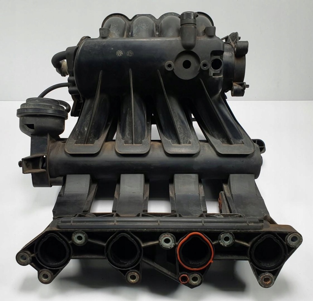 Коллектор впускной  mercedes w169 1.5 a2661410201 в Украине