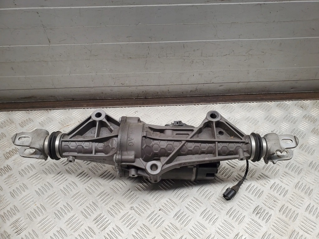 фото №7, Audi sq8 2021 4m0501055ac задний колонки рулевые 4.0 benzin 373kw