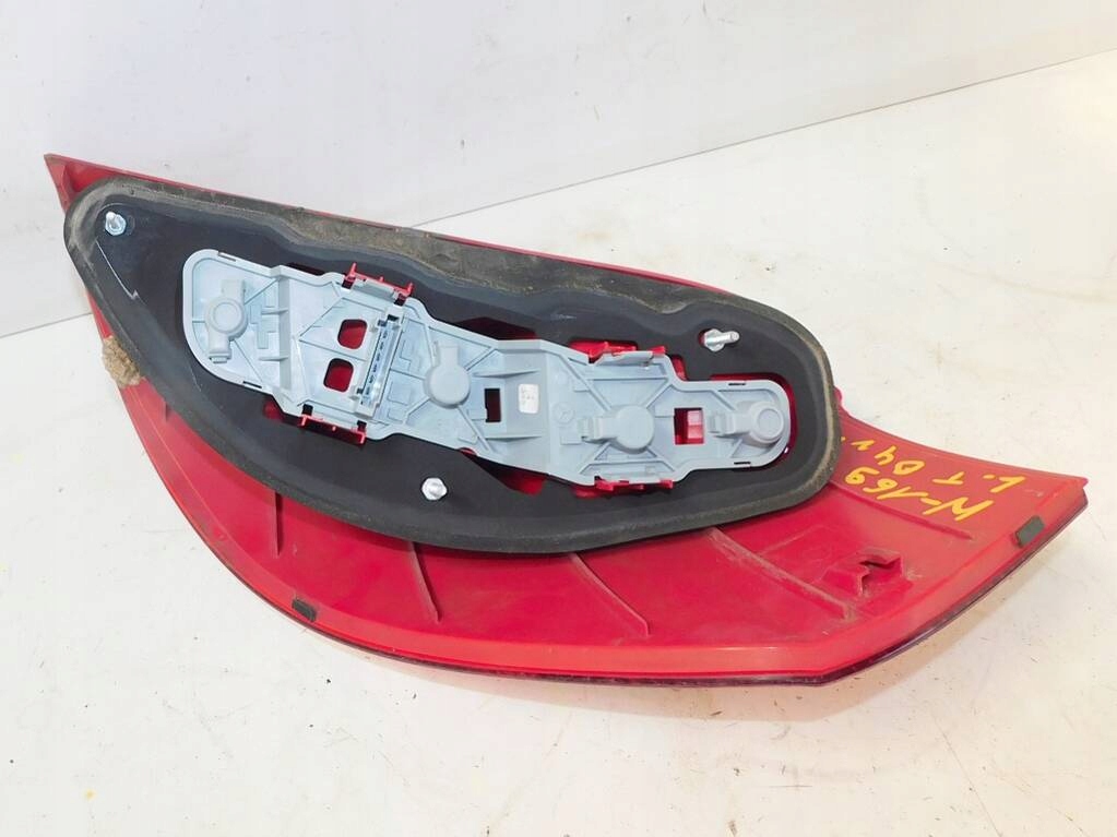 Mercedes a w169 1.5 лампа левая задняя Оригинал