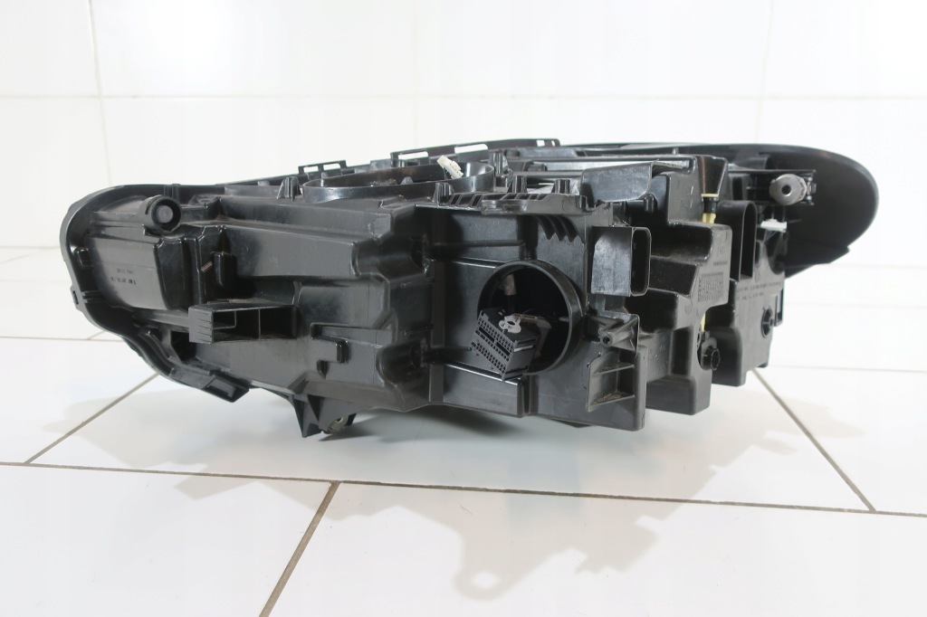 Фара передняя правый  bmw x2 f39 рестайлинг  full led Недорого