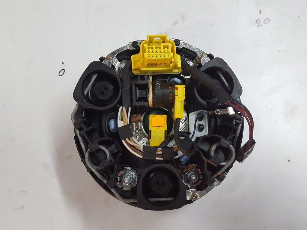 фото №5, Audi a4 b9 8w 15-18r подушка подушка безопасности водителя 8w0880201d