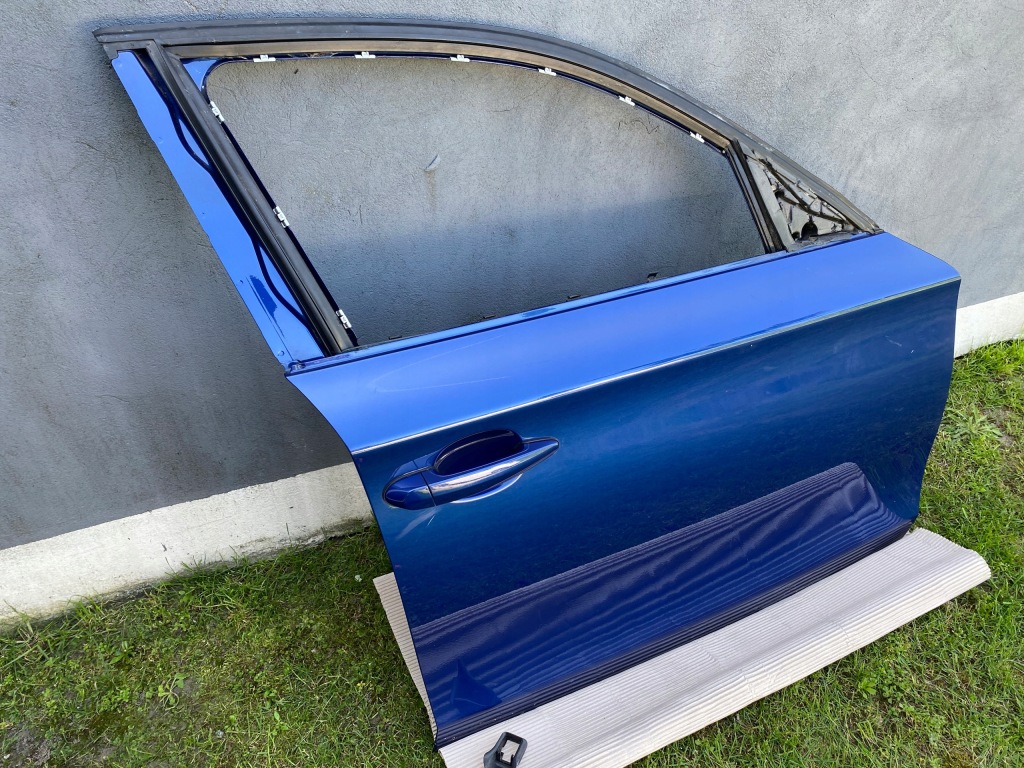 фото №1, Дверь правое передние bmw e87