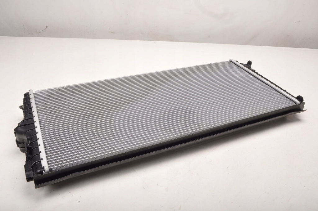 Mini f65 2.0 радіатор води 25r 5a50151 Недорого