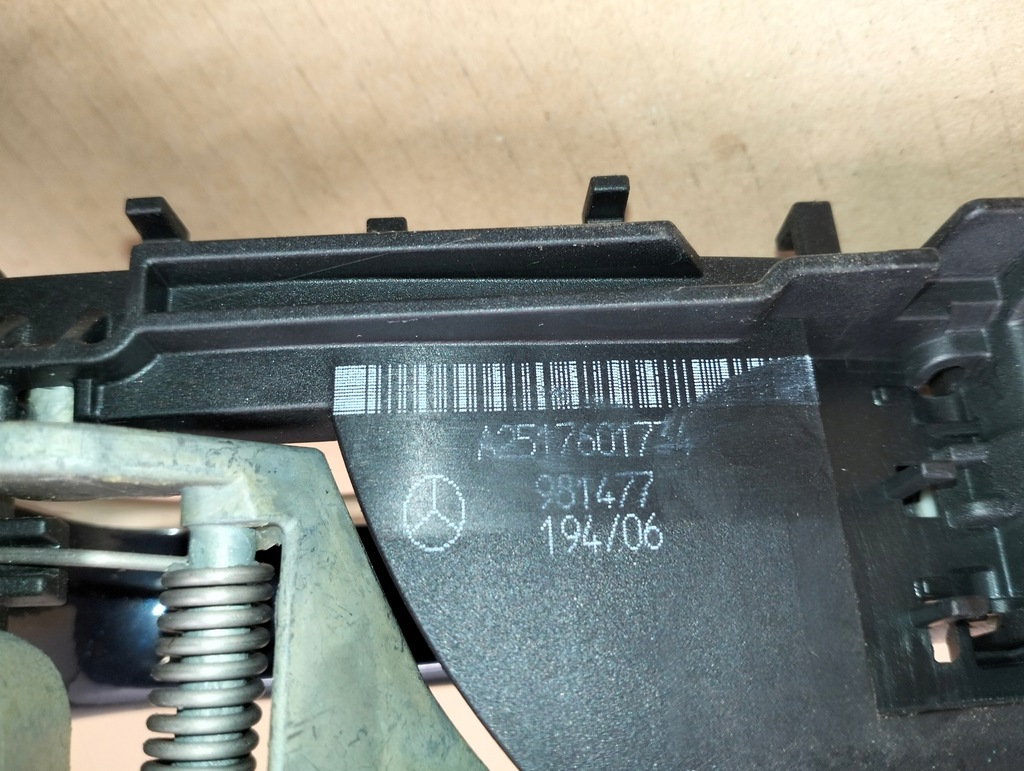 фото №9, Замок двері лівий перед mercedes r-klasa w251 4 pin uk