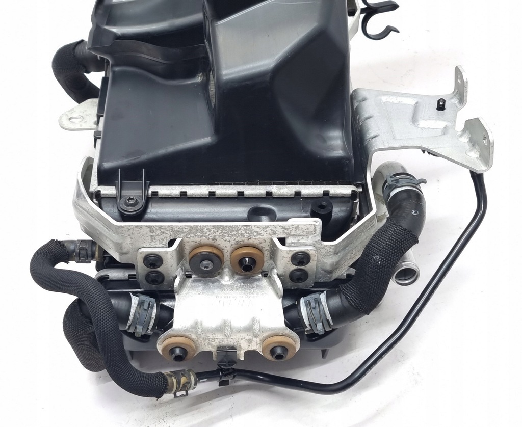 фото №8, Дополнительная радиатор wody audi s8 4h d4 lift tfsi 4g0121202 8k0121212c