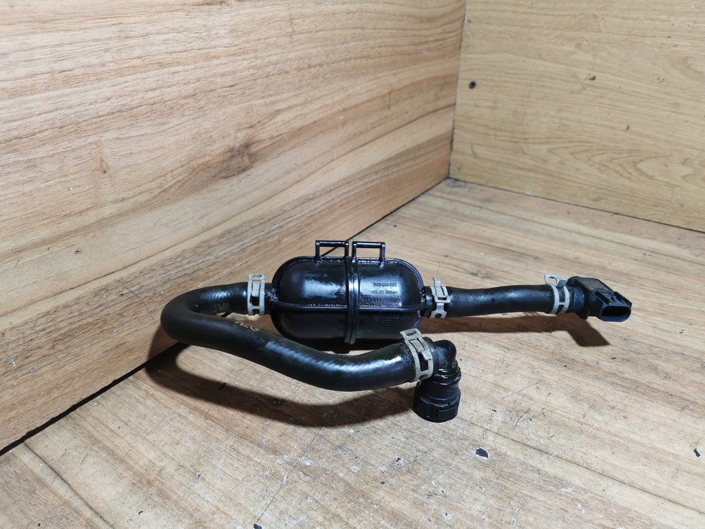 фото №1, Бак вакуумa zafira c 1.4t