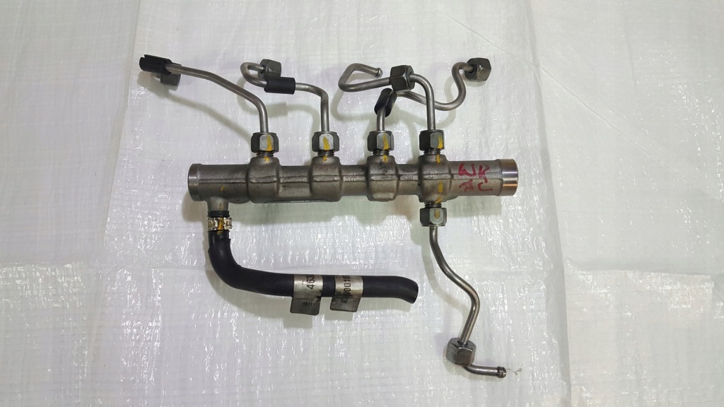 Купити Молдинг упорскування fiat alfa romeo 0445214333