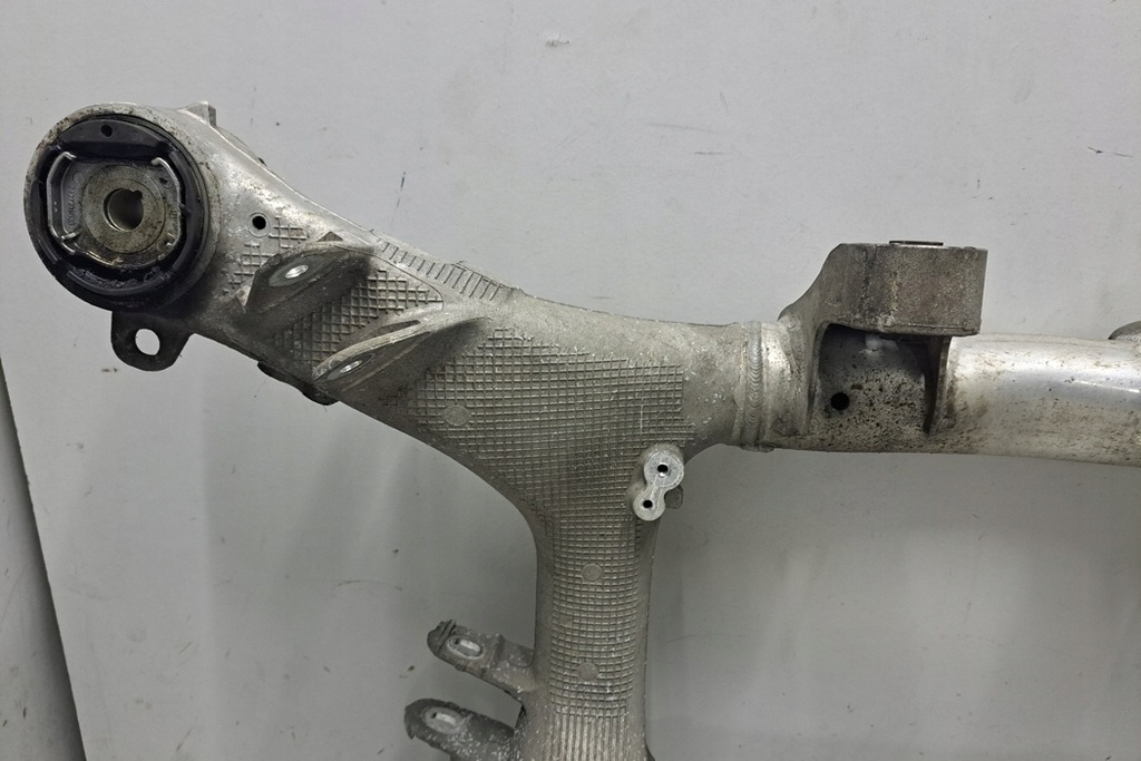 фото №11, Подрамник задние bmw 7 g11, g12 6883918 2017