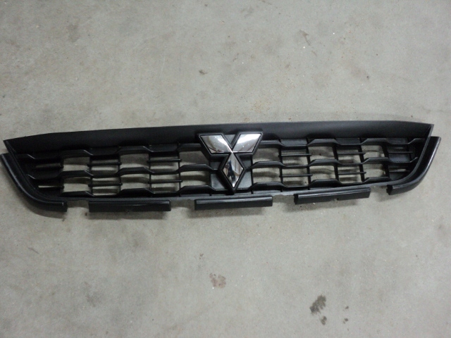 фото №1, Asx lift решітка радіатора решітка радіатора 6402a318 оригінал