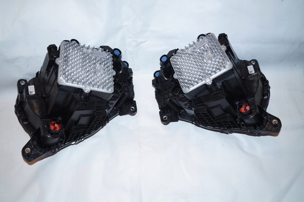 фото №4, Land rover defender 2019- комплект лампа передніх