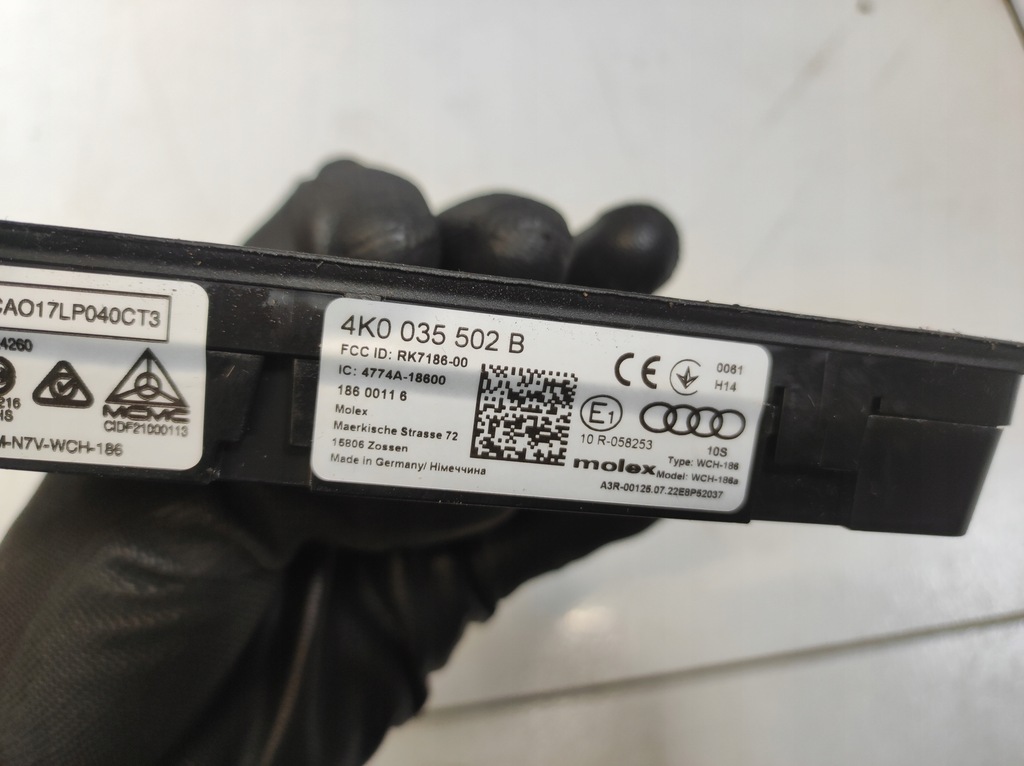 фото №5, Зарядний пристрій індукційна audi a6 rs6 c8