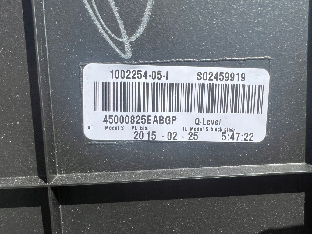 Tesla s 12-16 панель приладів панель  cała 1004397-05-o Ціна