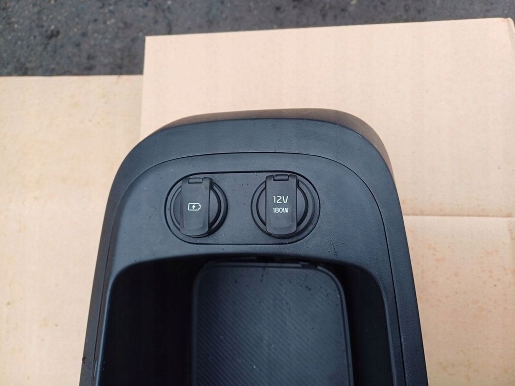 фото №6, Підлокітник тунель панель передач зарядний пристрій індукція kia ev6 22r