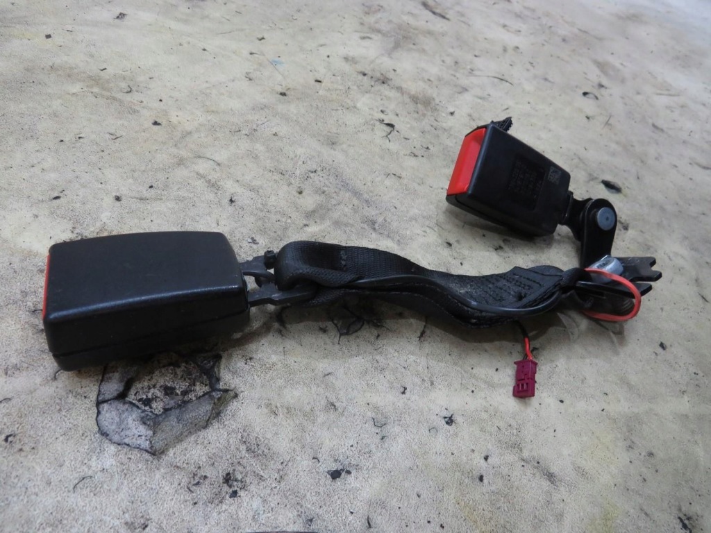 Клипса поперечина задний  mini f55 f56 7364225 в Украине