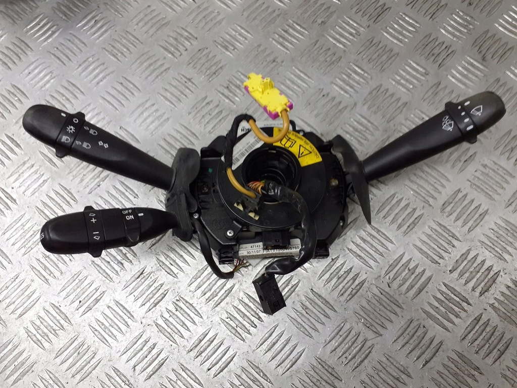 фото №1, Переключатель комбинированный alfa romeo gt 51771960