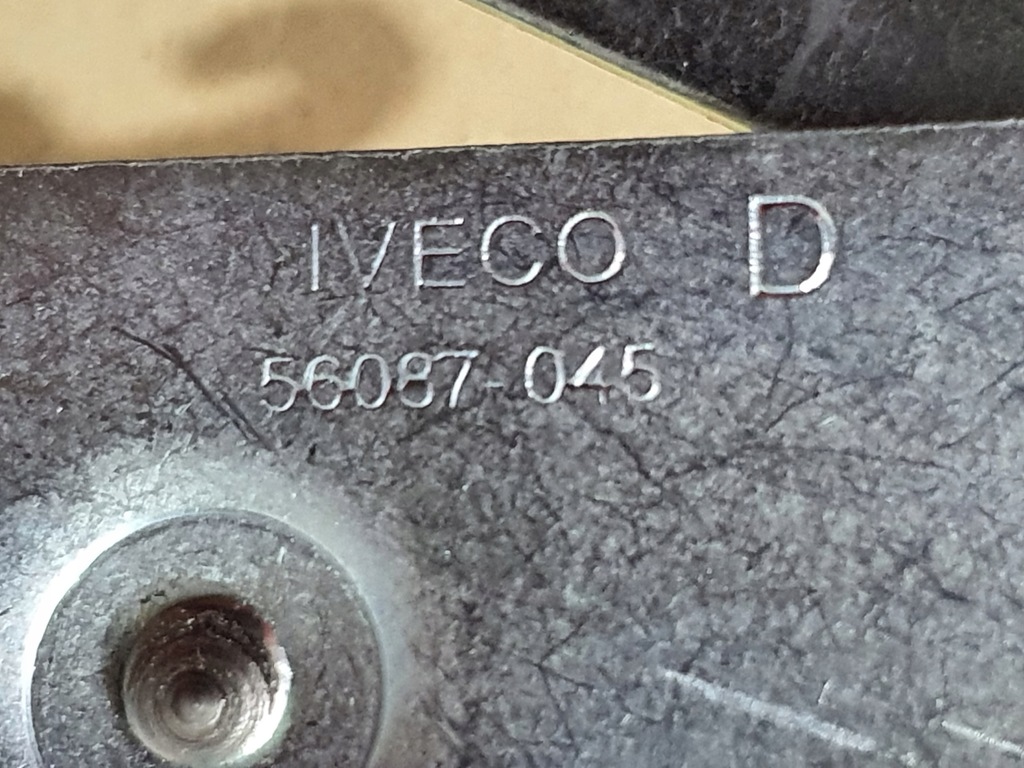 фото №10, Iveco daily 06-14 петля петлі капот лівий