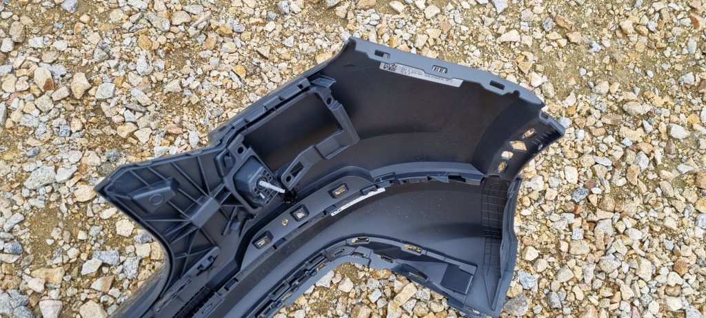 фото №10, Audi оригинальный номер 8w0807437aq бампер