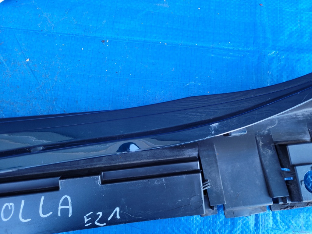 фото №8, Toyota corolla e21 | молдинг порог правая накладка порог sedan 75850-02230